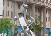 不锈钢雕塑用文化铸造城市之魂
