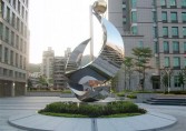 不锈钢雕塑彰显城市魅力