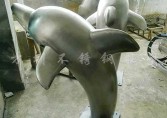 不锈钢海豚雕塑装饰深圳小区环境