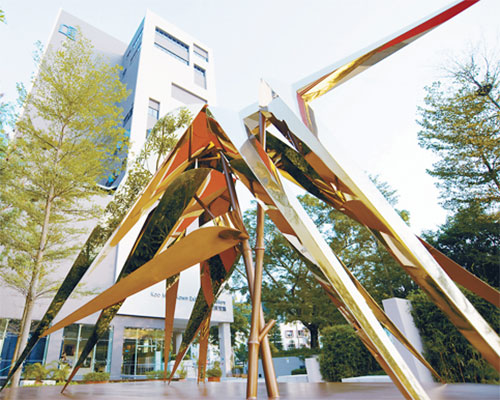 城市不锈钢创意雕塑